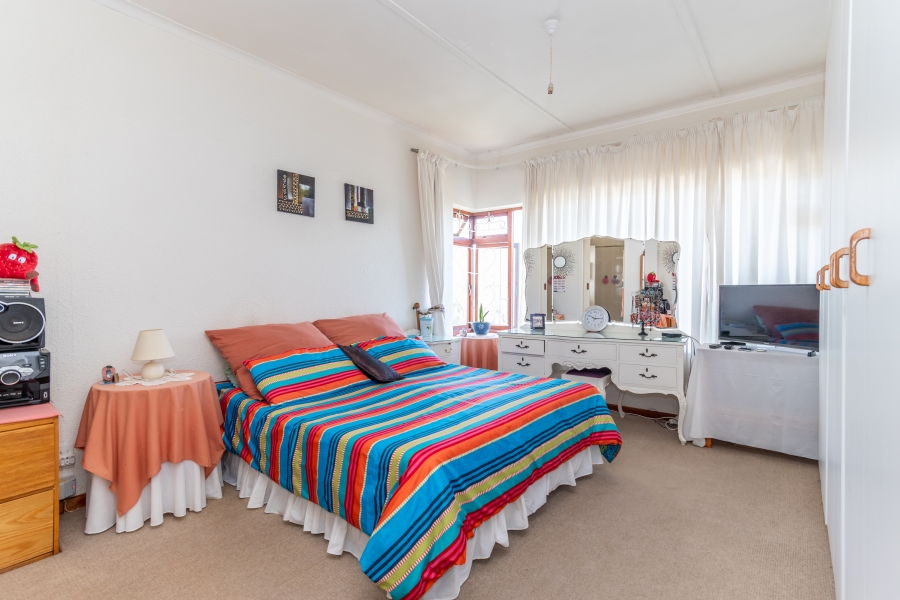 3 Bedroom Property for Sale in Fish Hoek Western Cape